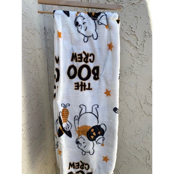 Disney Winnie the Pooh Halloween Throw Blanket “The Boo Crew” 50x70 - Picture 2 of 4